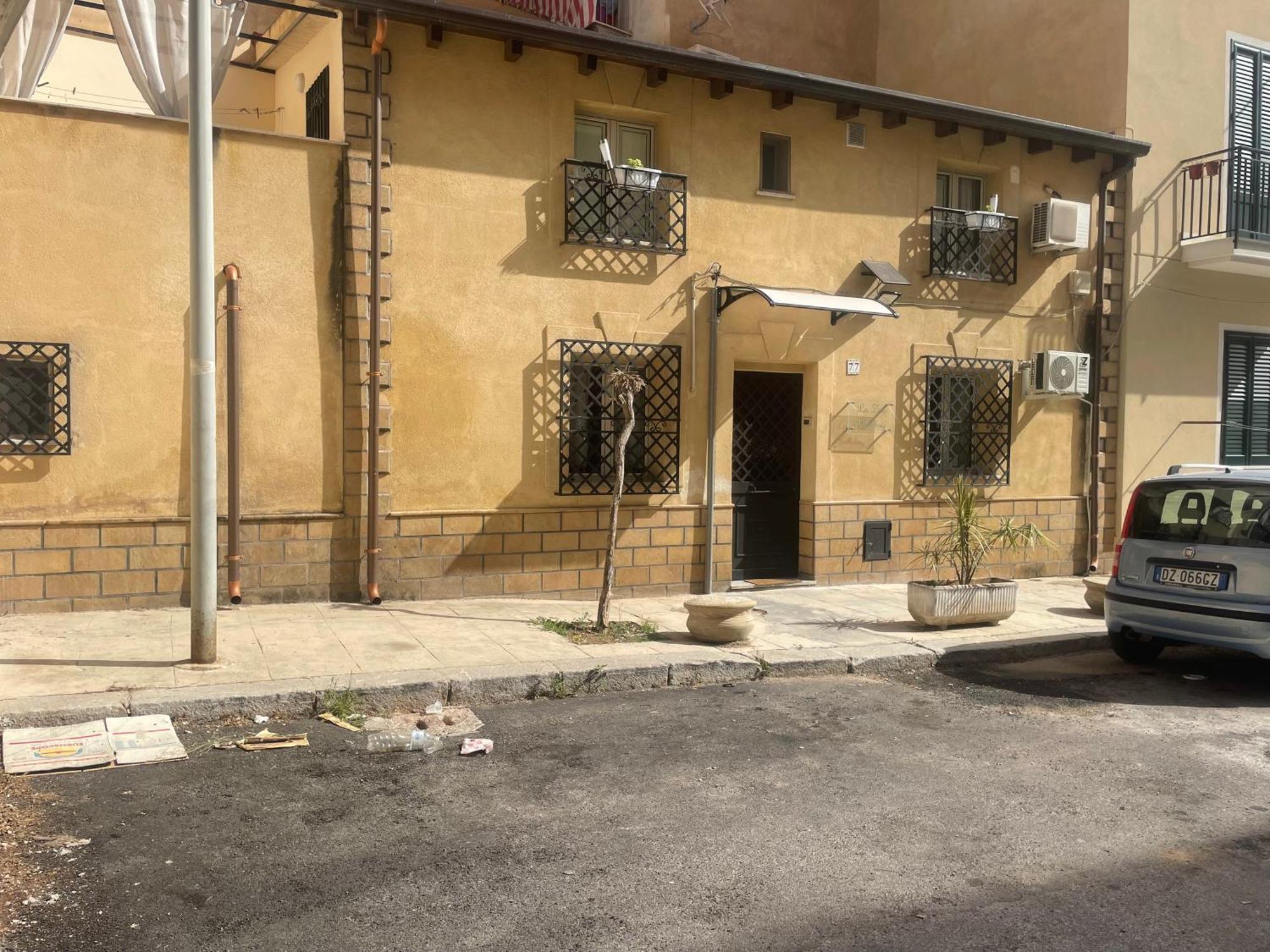 La Zisa Holiday Palermo Exterior foto